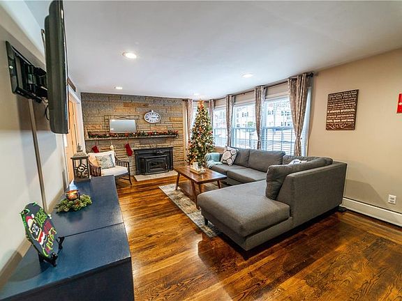 4th image of 31 Petti Dr