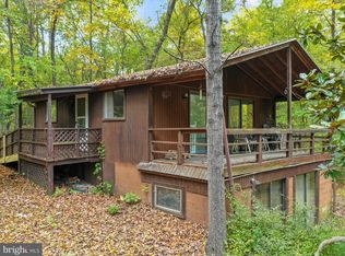527 Montevallo Ln, Hedgesville, WV 25427