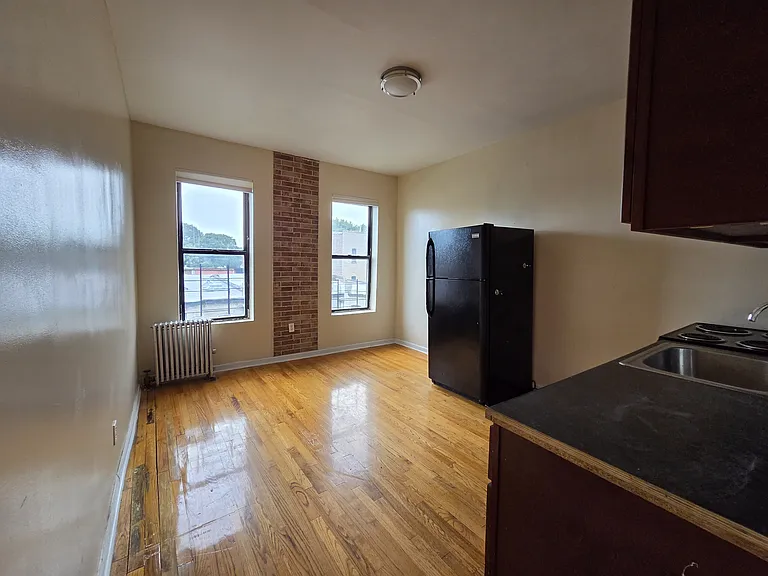 1014 Eastern Pkwy #4B — Photo 5
