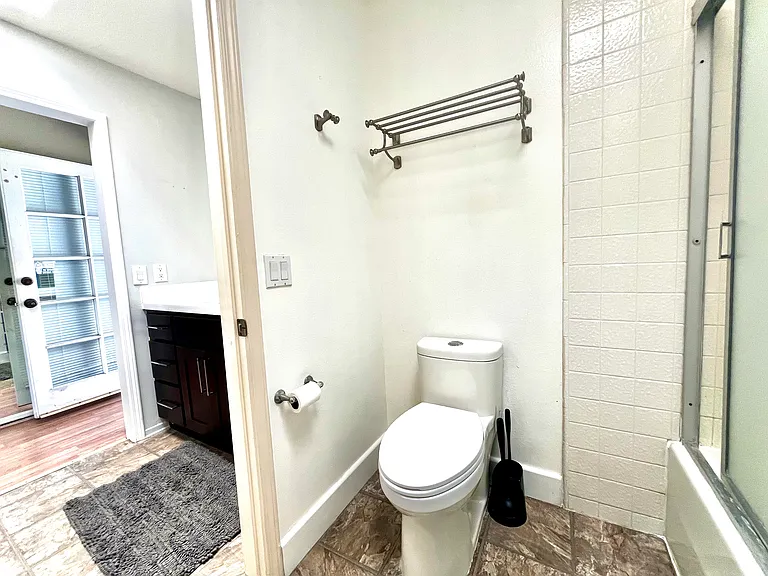 5142 Dunbar Dr #3 — Photo 6