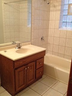 4th image of 6351 N Lakewood Ave