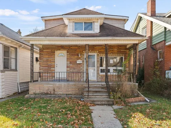 1143 Lincoln Rd, Windsor, ON N8Y 2H6