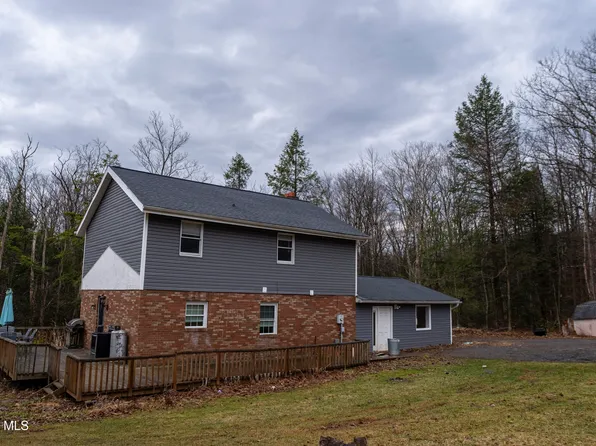 173 Lower Cardinal Ln, Portage, PA 15946