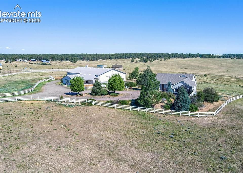 1st image of 6276 Kelly Cir