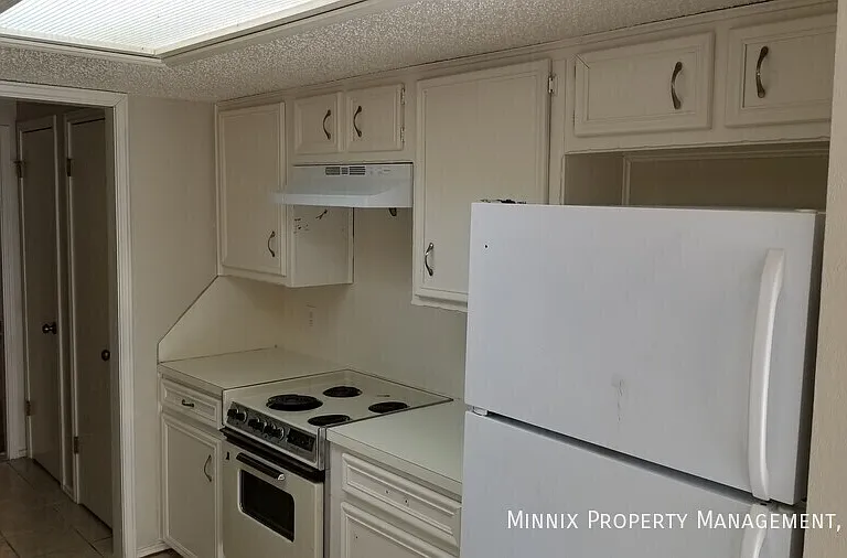 8207 Memphis Ave #B — Photo 11