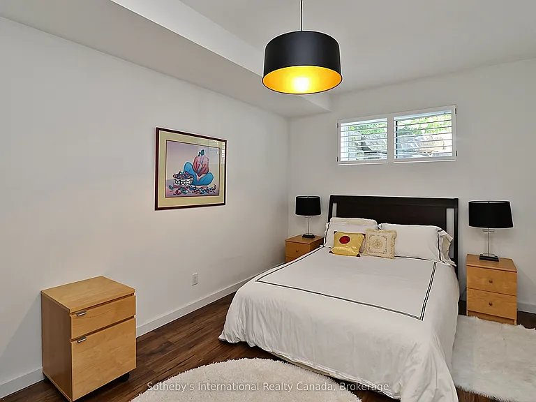 4 Holly Ct — Photo 39