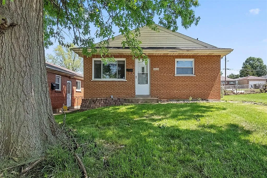3735 Koeln Ave photo 1