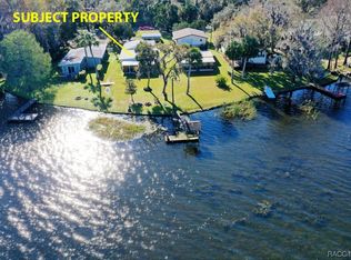 10031 W Riverwood Dr, Crystal River, FL 34428