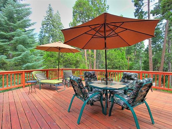 2nd image of 659 Lodge Ln