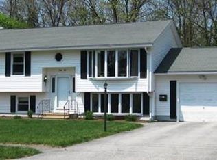 45 Oak Knls, Worcester, MA 01609