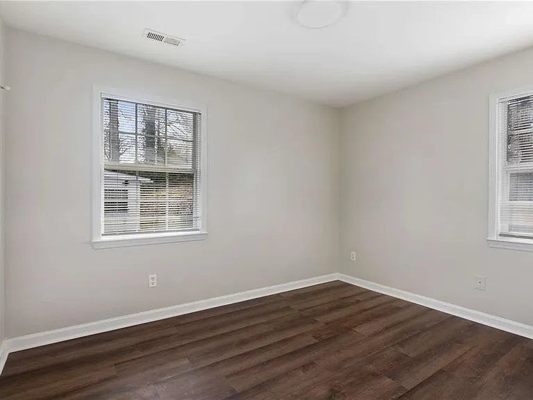 1396 Kennesaw Dr NW #B — Photo 17