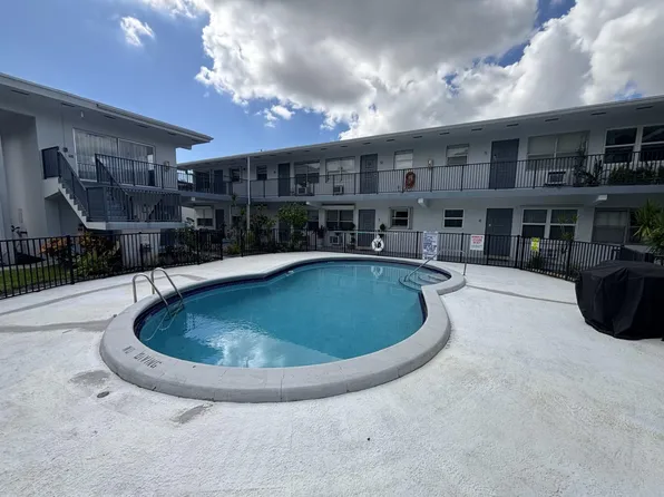3510 Harrison St APT 12, Hollywood, FL 33021