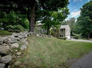 89 Front St, Hopkinton, MA 01748