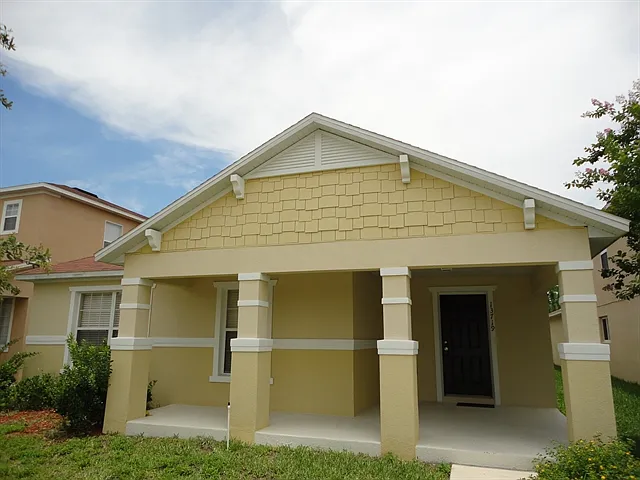 13719 Phoenix Dr