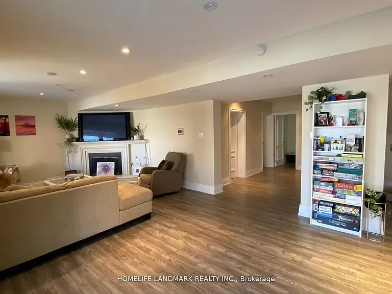 120 Argonne Cres #BASEMENT — Photo 7