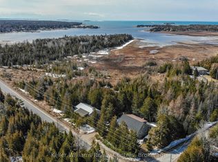668 Pike Bay Rd, Northern Bruce Peninsula, ON N0H 2T0