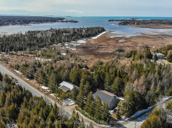 668 Pike Bay Rd, Northern Bruce Peninsula, ON N0H 2T0