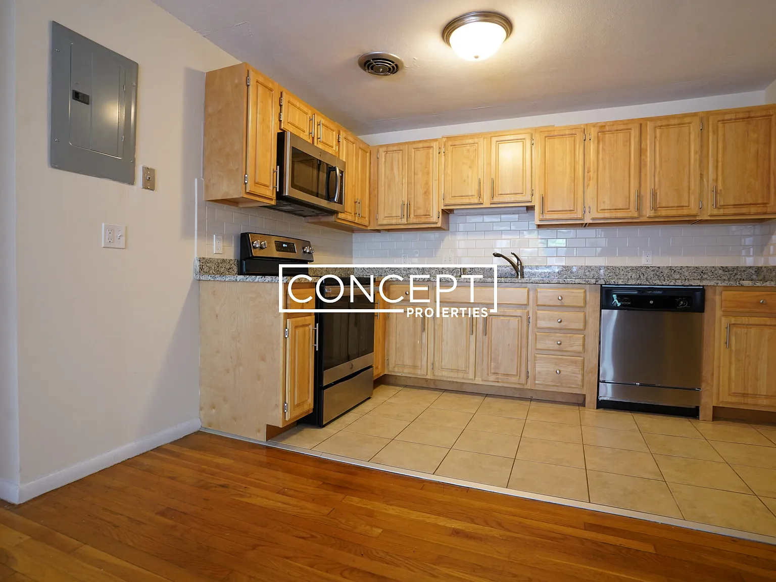 2 bed, $3,100 — Photo 2
