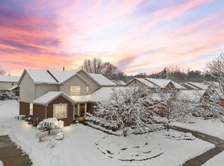 2738 Long Meadow Ln, Rochester Hills, MI 48307