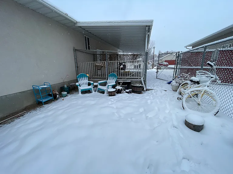 9507 S 1860 W #B — Photo 4