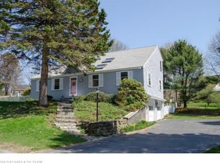 4 Cherry Cir, Cape Elizabeth, ME 04107