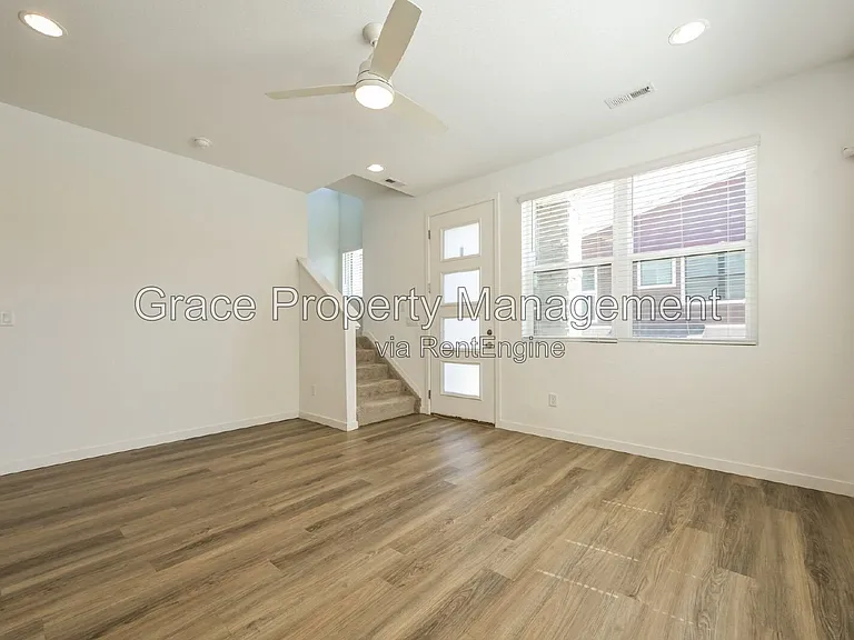 7920 Slate River St #D — Photo 3