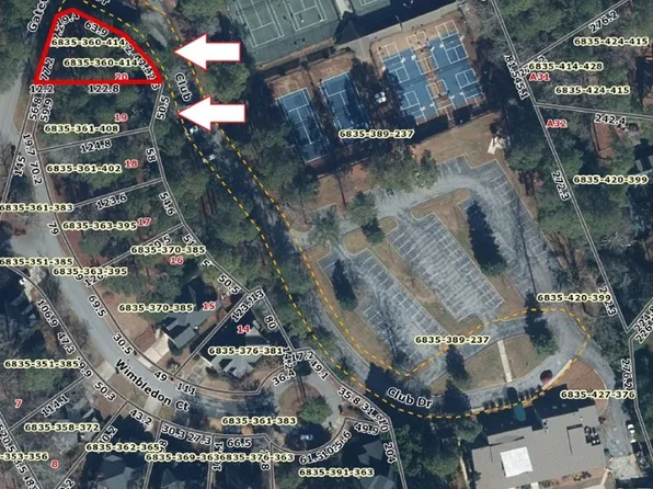 106 Club Dr, Greenwood, SC 29646