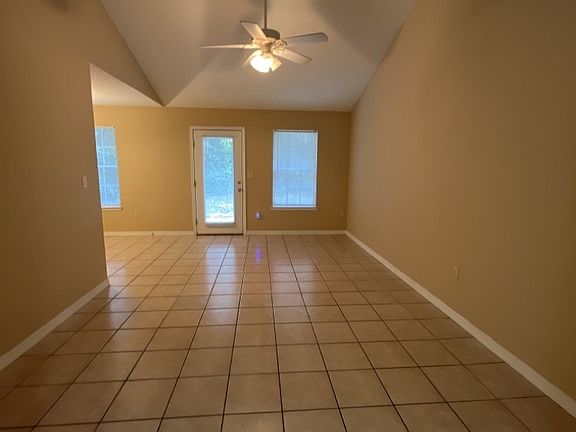 2455 Starmount Dr - Living Room_09232024
