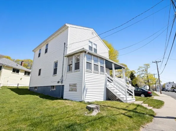 66 Bay St, Hull, MA 02045