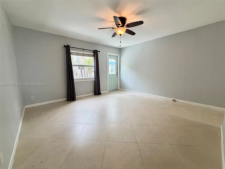 4213 El Mar Dr #2 — Photo 9