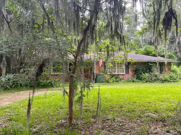 18 Vernonburg Rd, Savannah, GA 31419