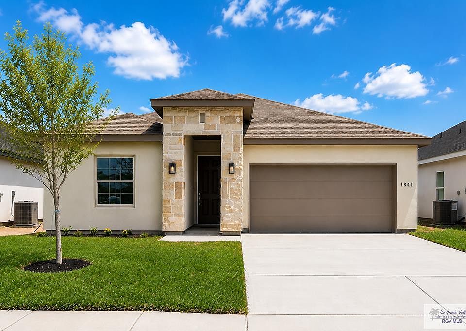 1st image of 1841 Sam Cir