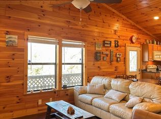 383 Blue Mist Mountain Rd, Whittier, NC 28789