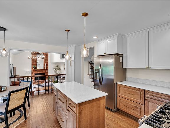 4th image of 113 Glenbriar Ct