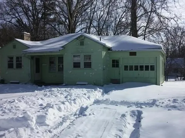 109 Avondale Ave, Jackson, MI 49203