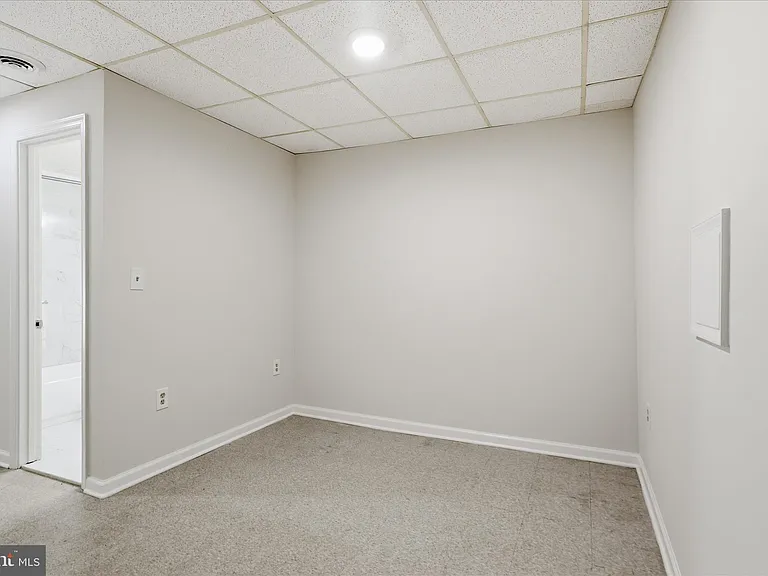 42 Alden Ct — Photo 17