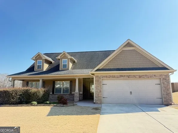 690 Lake Vista Dr, Jefferson, GA 30549