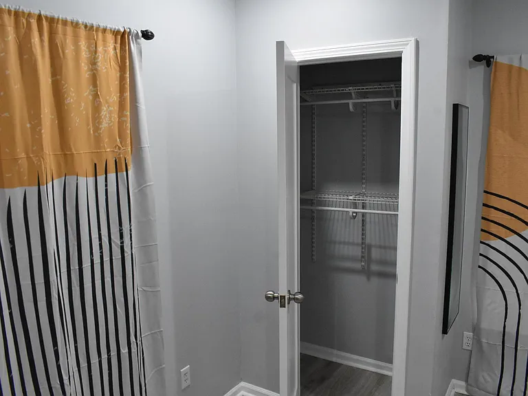155 Lawshe St SW — Photo 8