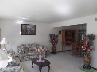 3036 Hillside Ln, Darien, IL