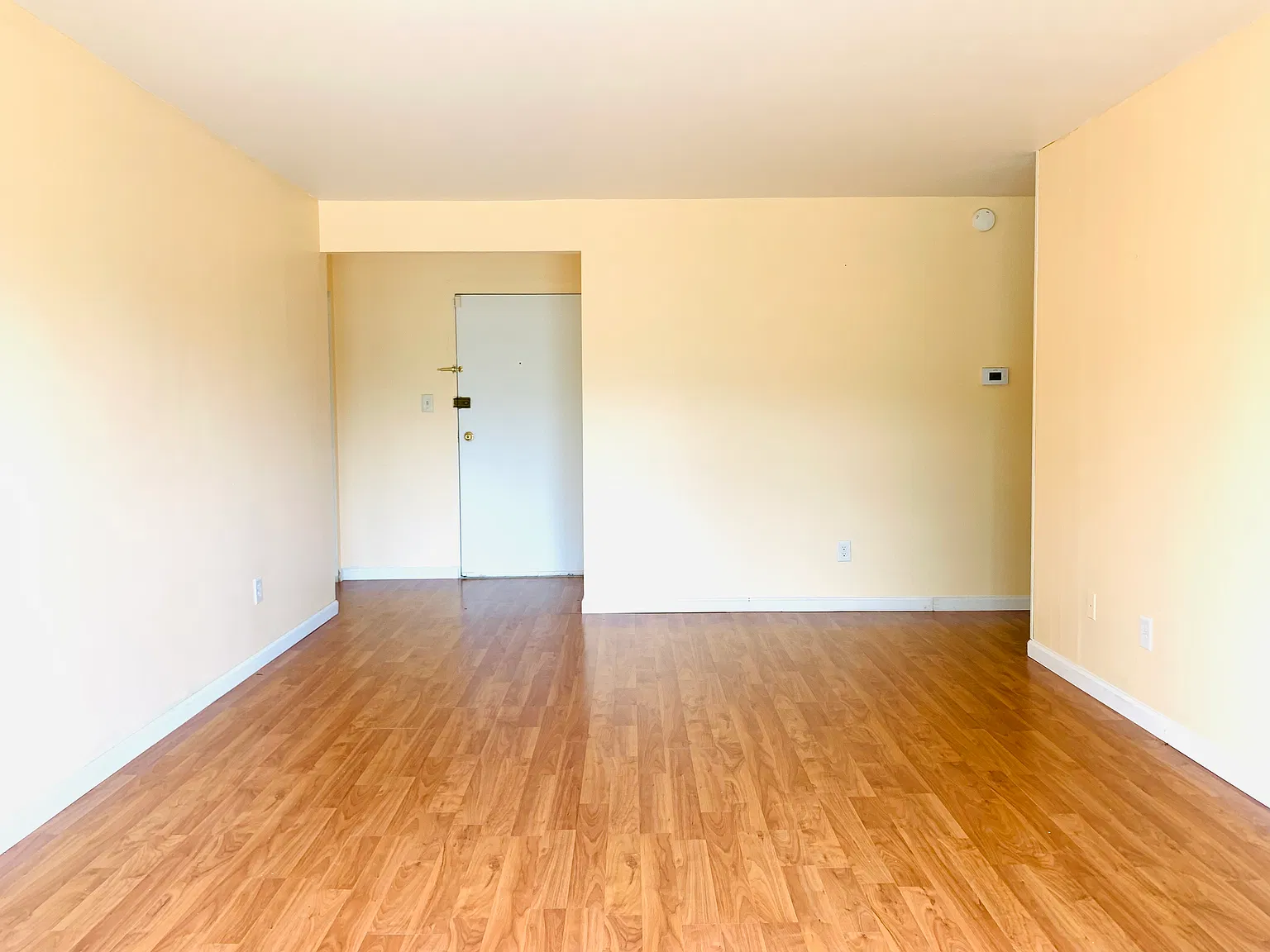 1 bed, 780 sqft, $1,750 — Photo 3