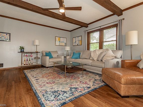 5th image of 7087 Sandpiper Ct
