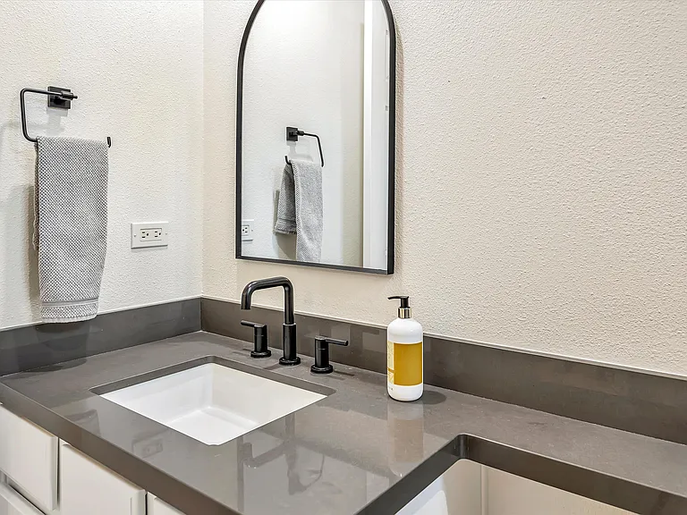 80284 Amazon Ave — Photo 37