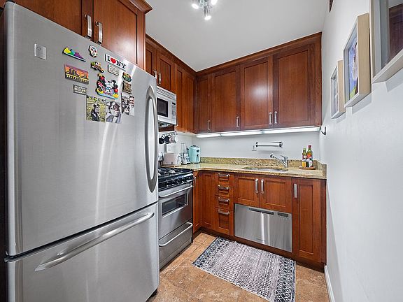 2nd image of 166 W 76th St APT F
