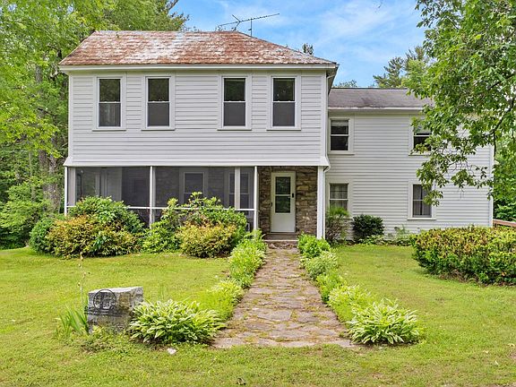 2nd image of 105 Old Quarry Rd