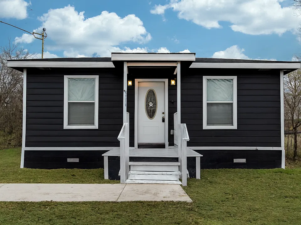 451 Ferris Ave