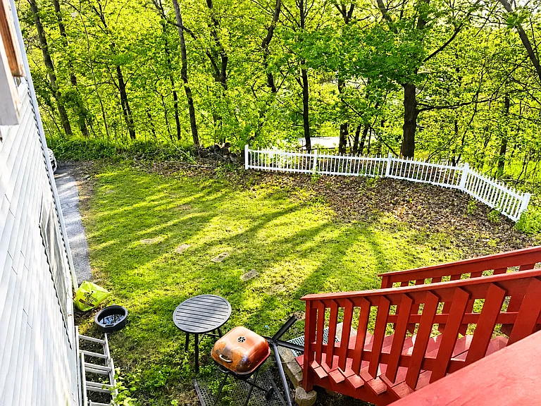 14 Kings Ct — Photo 13