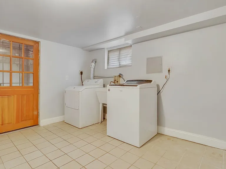 3123 15th St NE — Photo 24