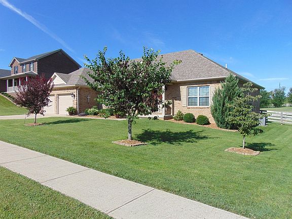 3rd image of 152 General Nelson Dr