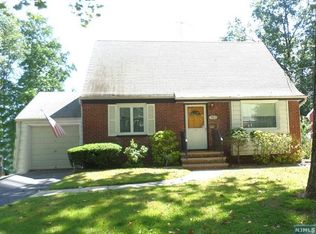 783 John St, Teaneck, NJ 07666