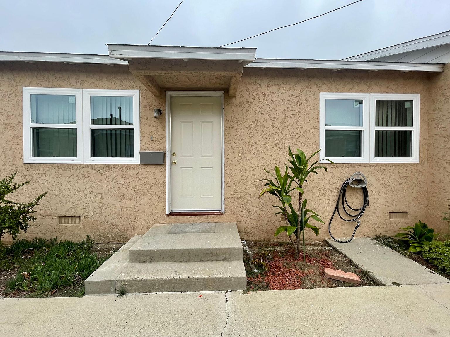 12022 Ramona Ave APT B, Hawthorne, CA 90250 Zillow